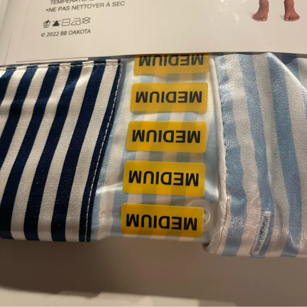 BB Dakota Satin Notch Collar PJ Set NWT Women Med Long Sleeve Shorts Loungewear - Image 8