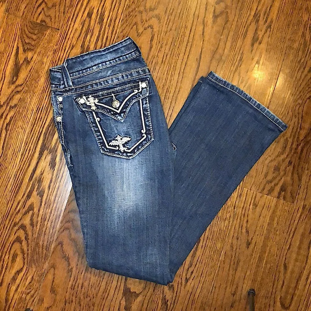 MISS ME Dark Wash Embellished Boot Cut Denim Low Rise Jeans Size 28x31 TAG 28x34 - Image 4
