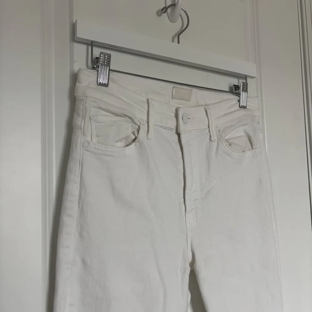 Mother The Insider Crop Step Fray Jeans Fairest Of Them All White Size 28 - Image 11