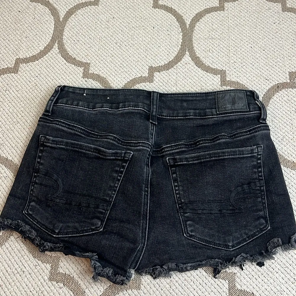 American Eagle Outfitters super stretch hi-rise shortie appliqué jean shorts - Image 10