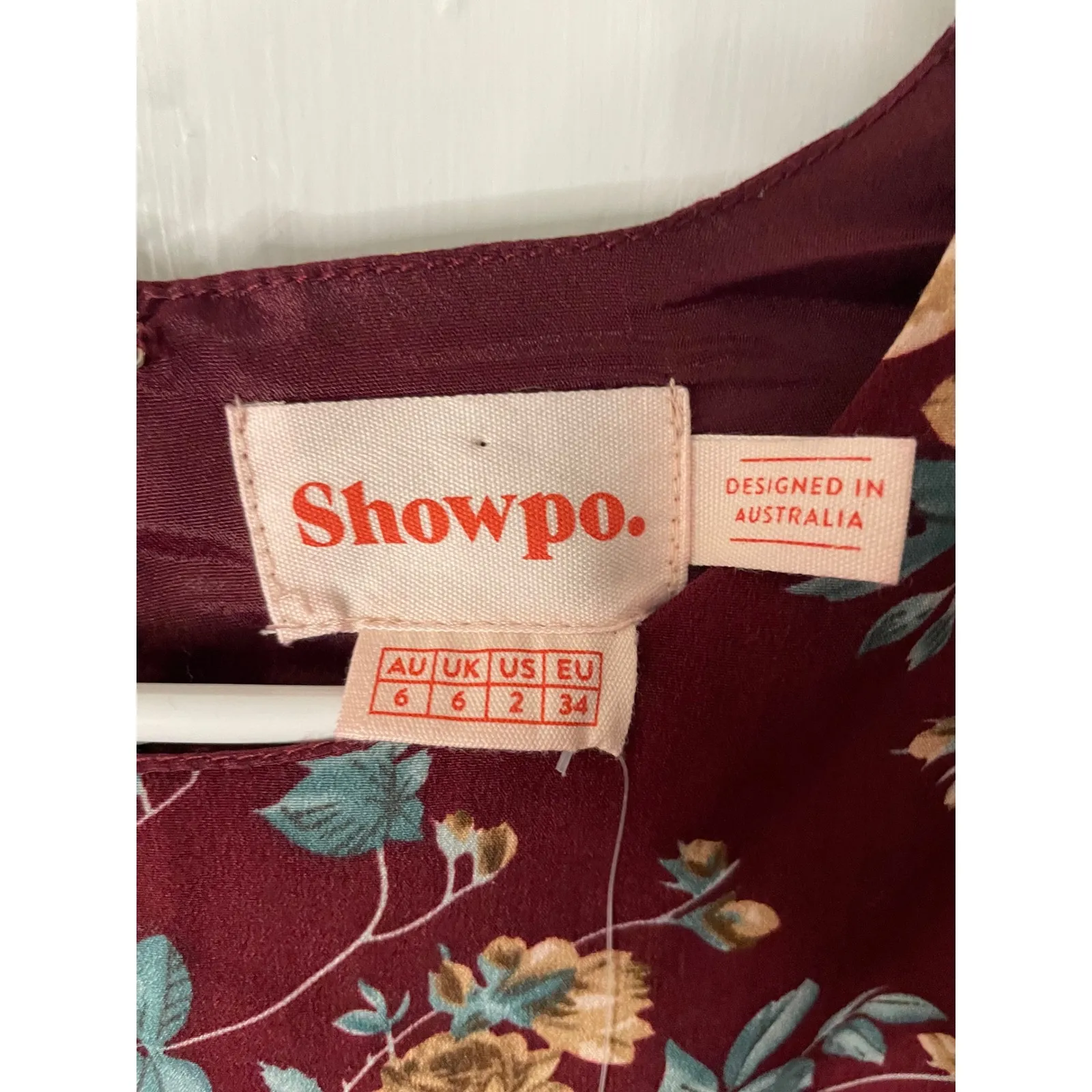 Show Po Wine Floral Long Sleeve Ruffle Mini Dress Red Size 6 - Image 2