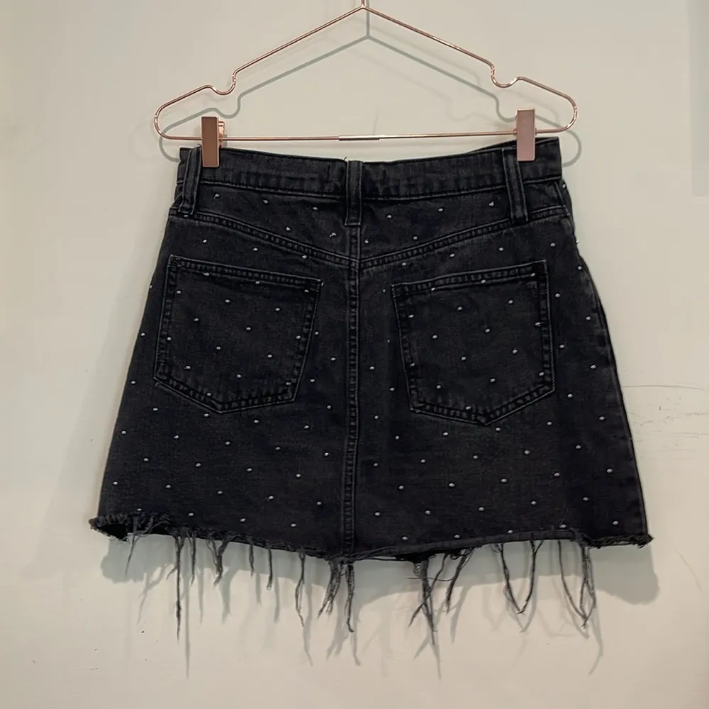 Madewell black denim bedazzled skirt. - Image 5