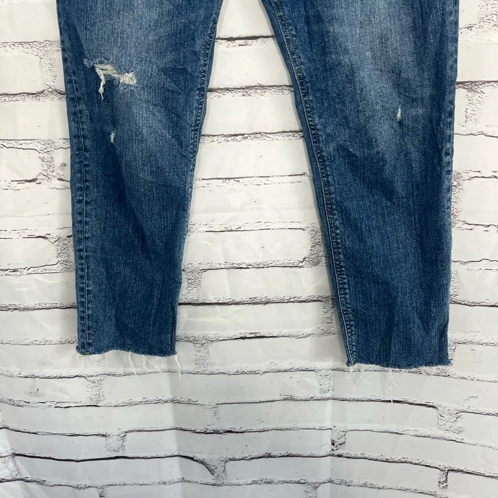 Old Navy High Rise Boyfriend Distressed Blue Jeans Women’s 6 Capri Raw Hem Y2K - Image 4
