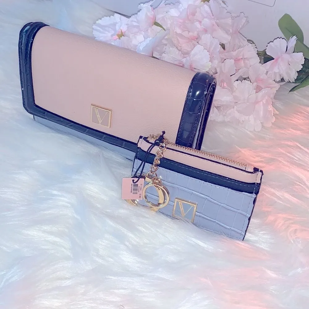 The Victoria Secret Tech Wristlet & Card Case Keychain - Image 5