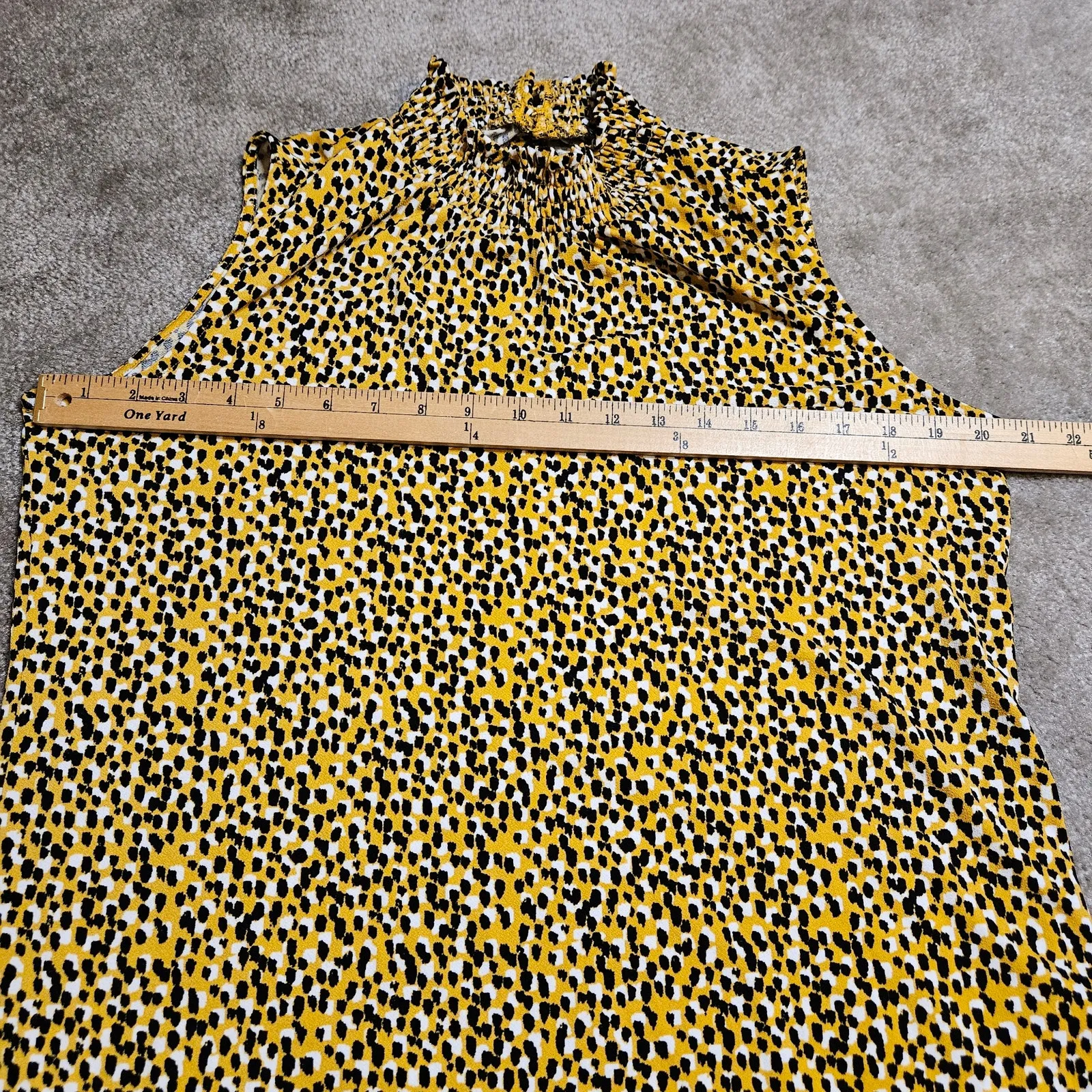 Adrianna Papell Yellow Animal Print Sleeveless Blouse Work Career White Black - Image 3