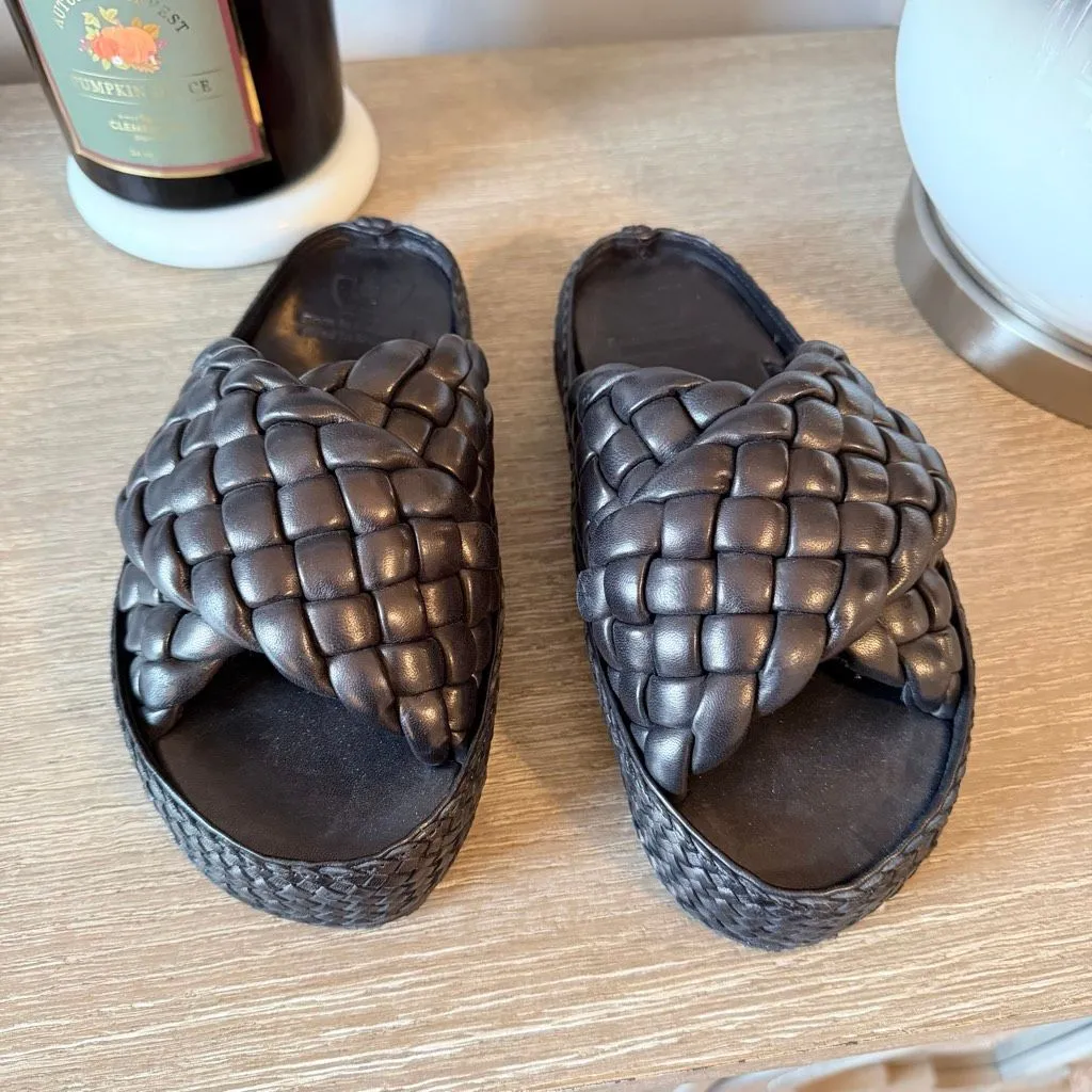 Born in Morocco Maid in Spain Black Sandals Size 37 / 6.5 - Image 2