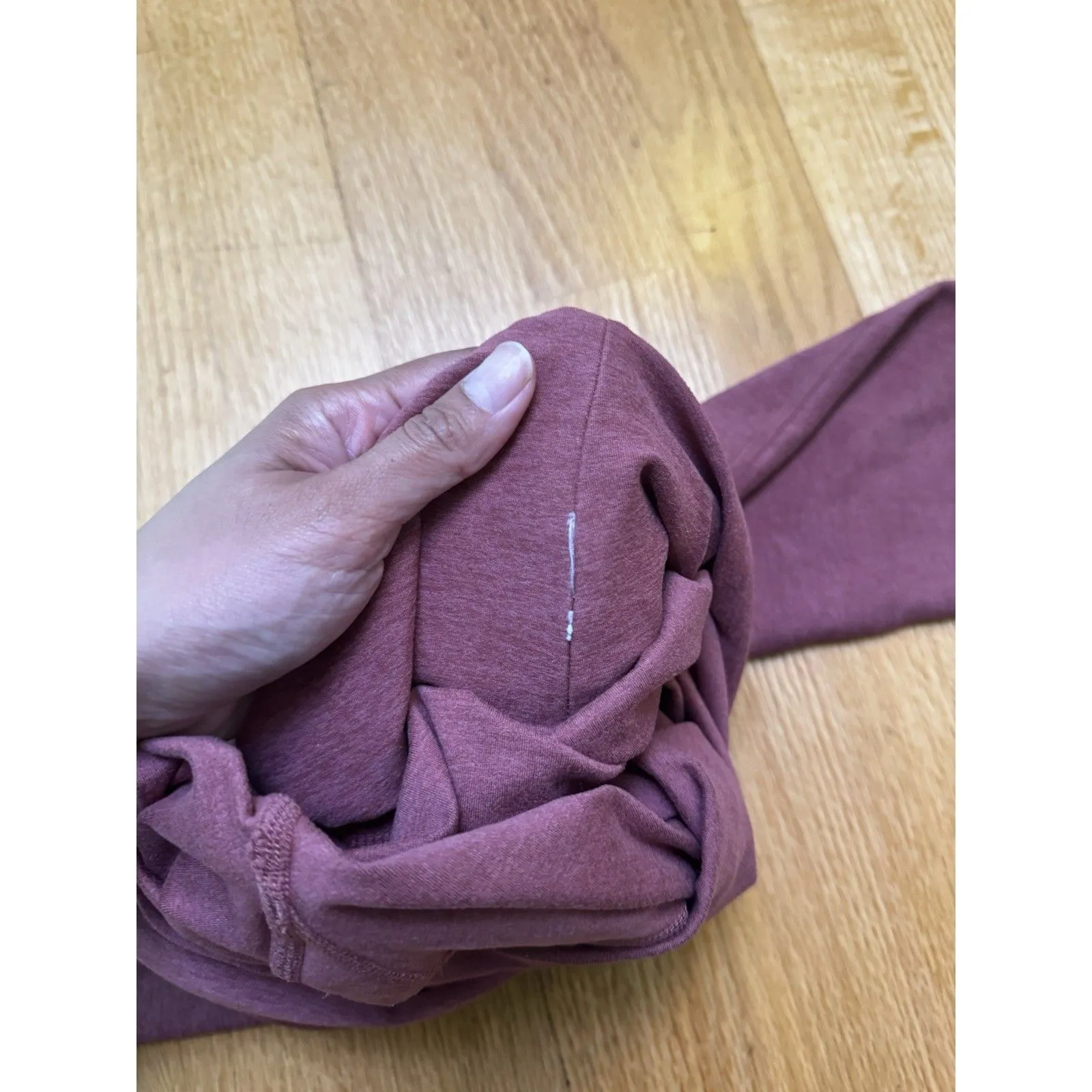 Vuori Women's Clean Elevation Leggings Pink Unsized Small Zip Pocket EUC - Image 8