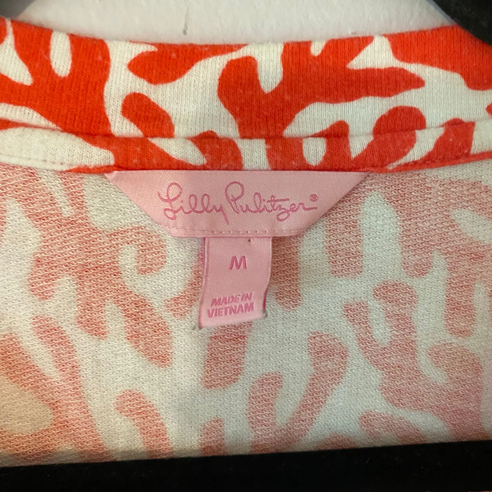 Lilly Pulitzer Odette Red White Pullover Sweater V-neck Women's size Medium - Image 2