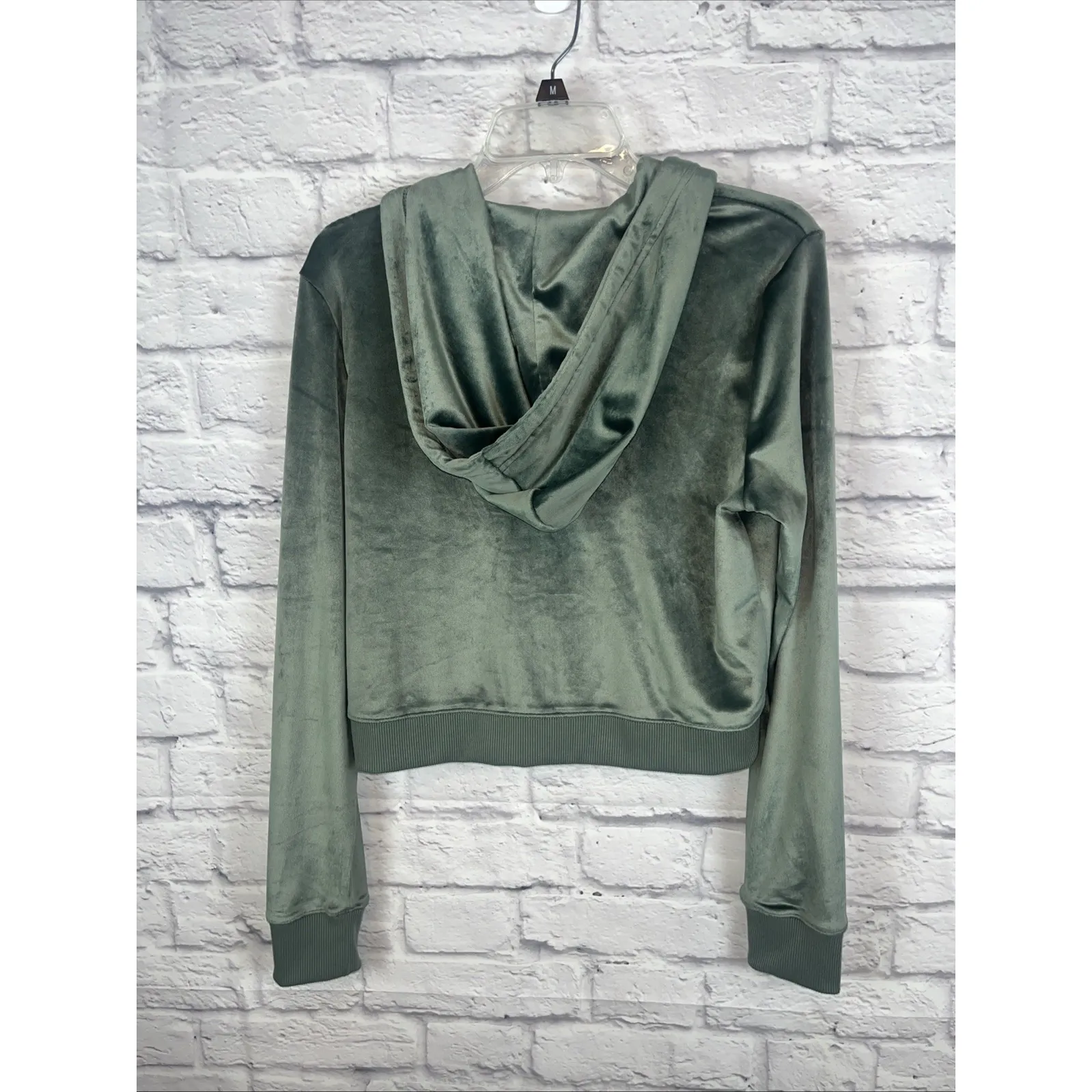 Aeri Women's  Cropped Girly Feminine Velour Loungewear Hoodie Size Large - Image 4