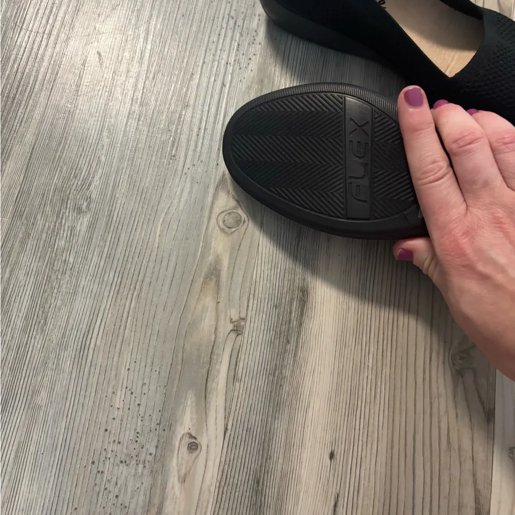 Life Stride Women's Textured Black Flats Veletity 2.0 NWOT - Image 2