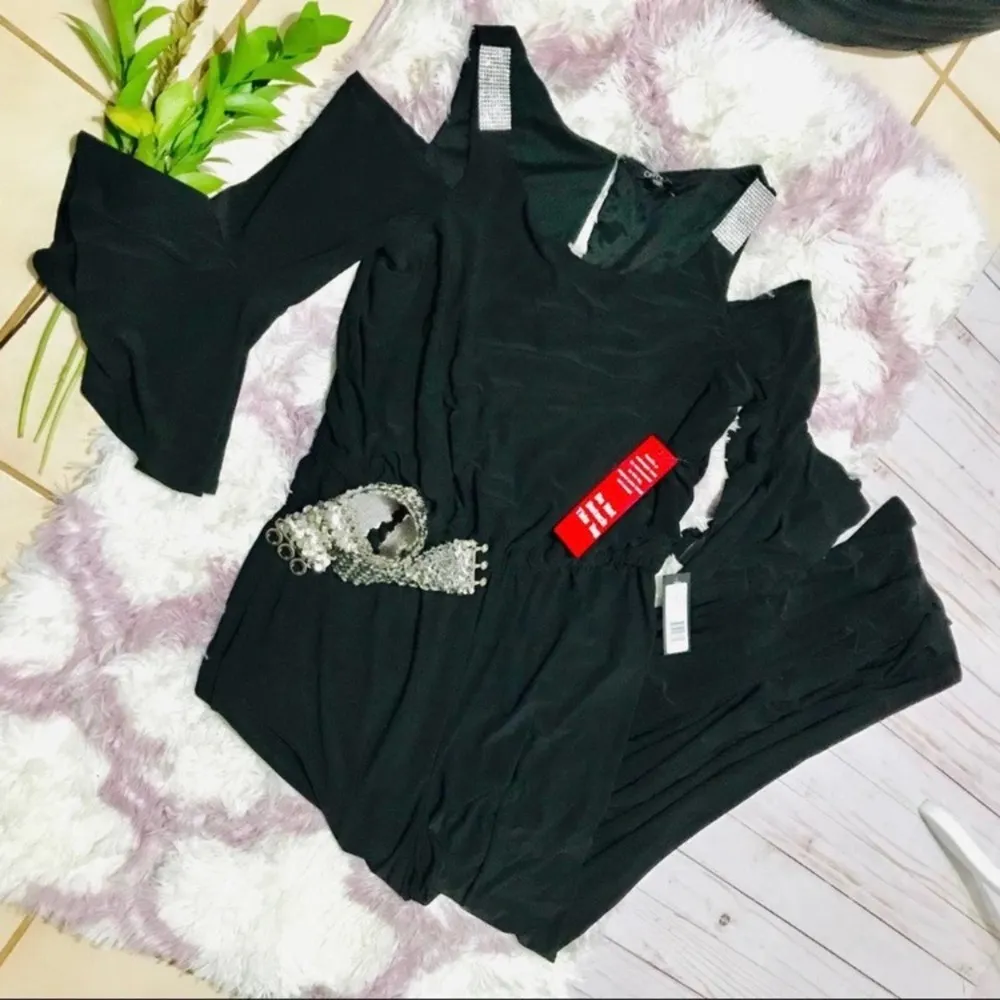 Black jumpsuit embellished cold shoulder, size L - Image 5