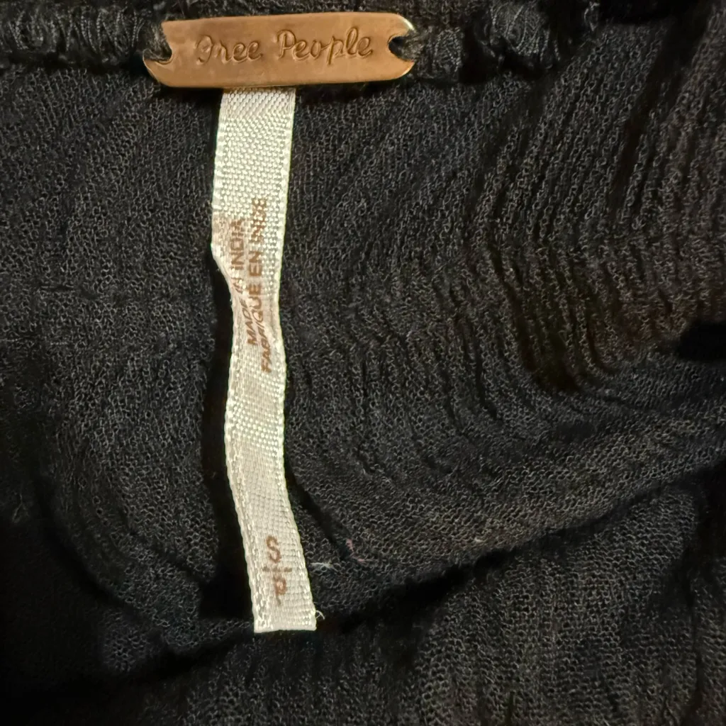 Free People Black Wide Leg Jumpsuit Deep V Neck Boho Flowy Silhouette Sz S - Image 4