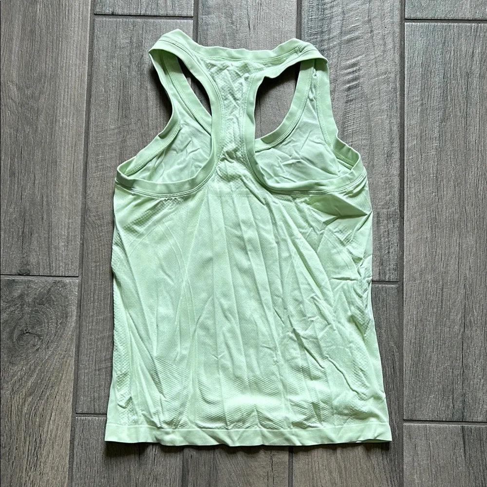 Athleta Green Fitted Sleeveless Tank Top - Image 6