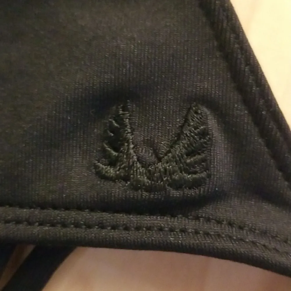 💕MINIMALE ANIMALE💕 Solitude Bikini Top ~ Bronzing Collection Black Small S NWT - Image 9