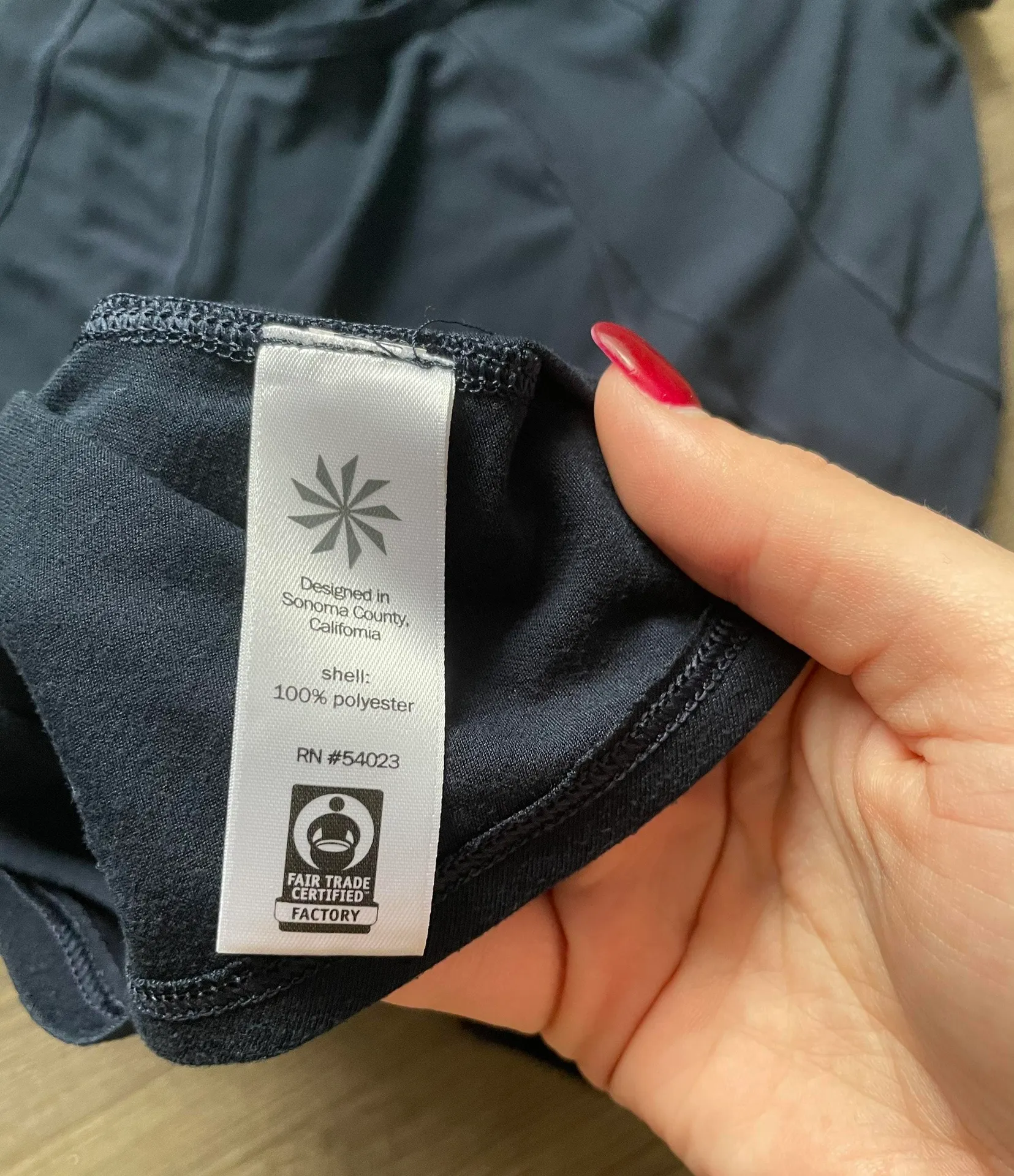 Athleta Workout Top - Image 5