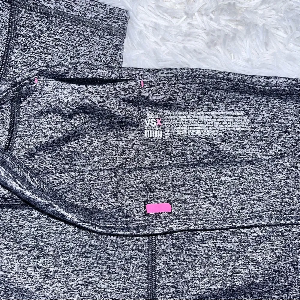 VICTORIA’S SECRET VSX Sport Knockout by VS Capri Medium Heather Gray - Image 5