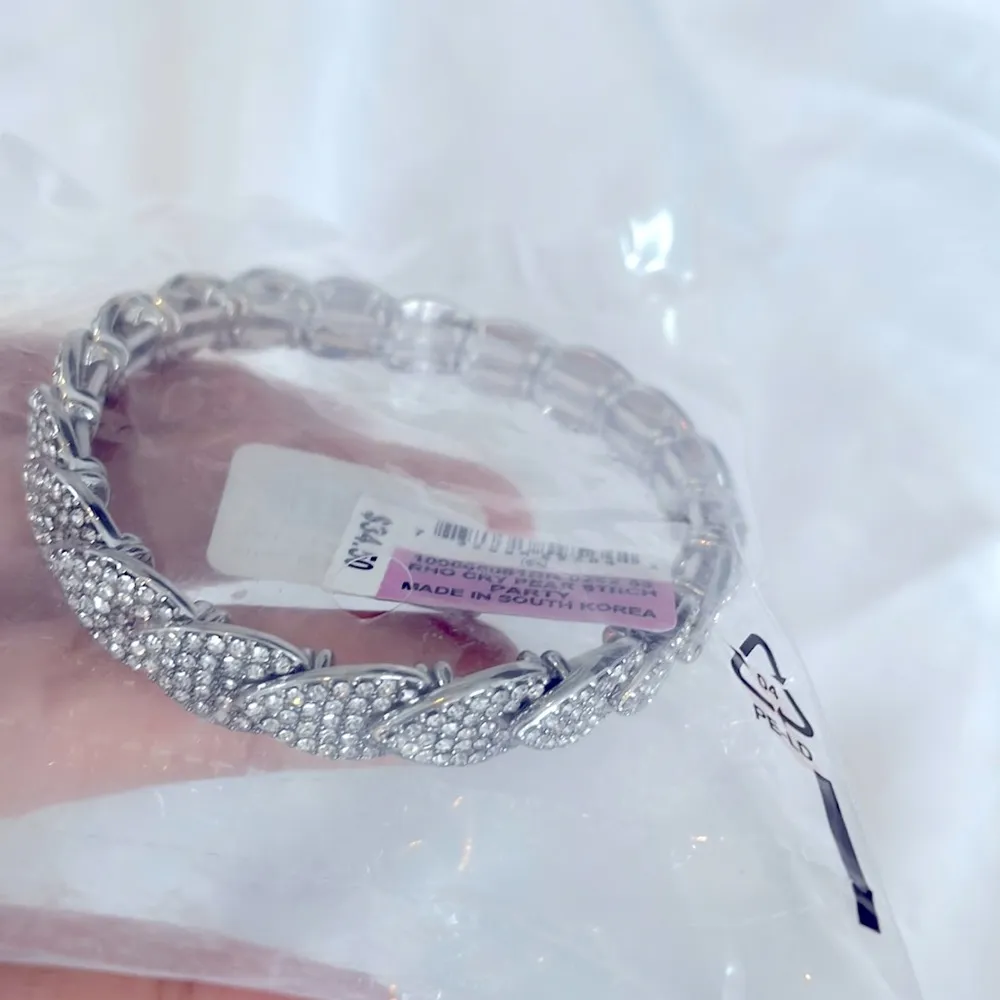 INC  silver tone stretch bracelet NWT - Image 2