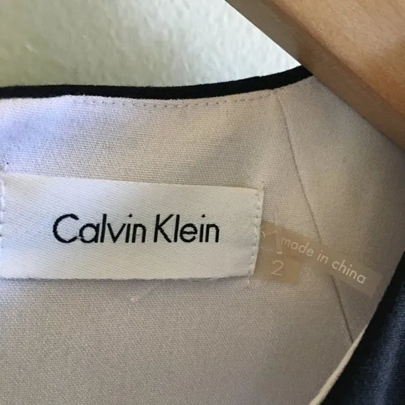 CALVIN KLEIN SQUARE NECK SHEATH MIDI DRESS SIZE‎ 2 - Image 2