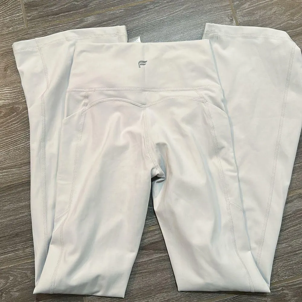 NWT  high waisted kick flare leggings XS extra small ice gray off white - Image 5