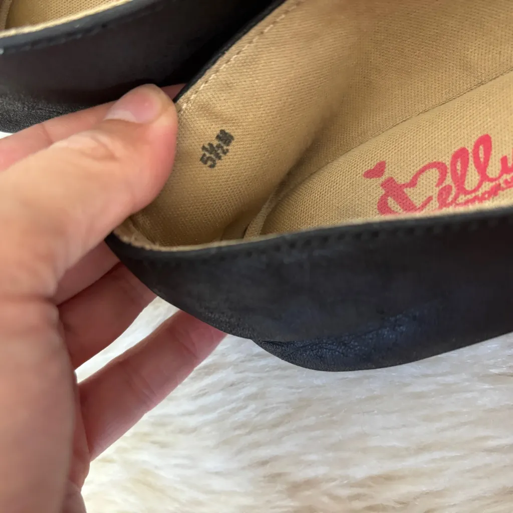 Jellypop Solid Black Pointed Toe Flats - Image 8