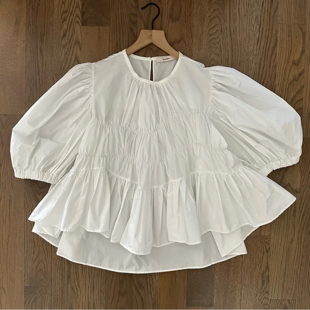 Brogger Round Neck Puff Sleeve Tiered Oversized Taffeta Blouse in White Large - Image 5
