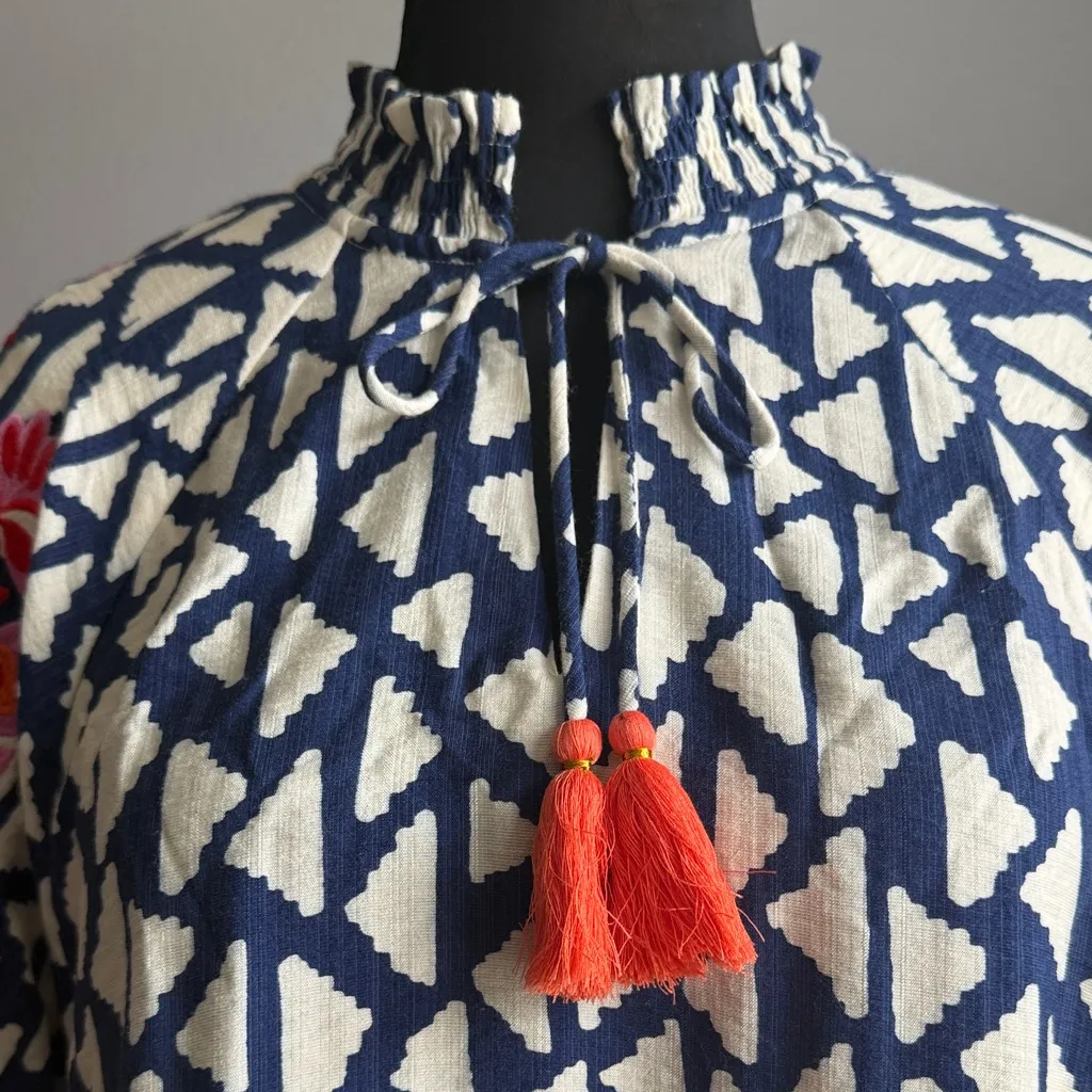 THML Everely Embroidered Puff Sleeve Top Size Large - Image 8