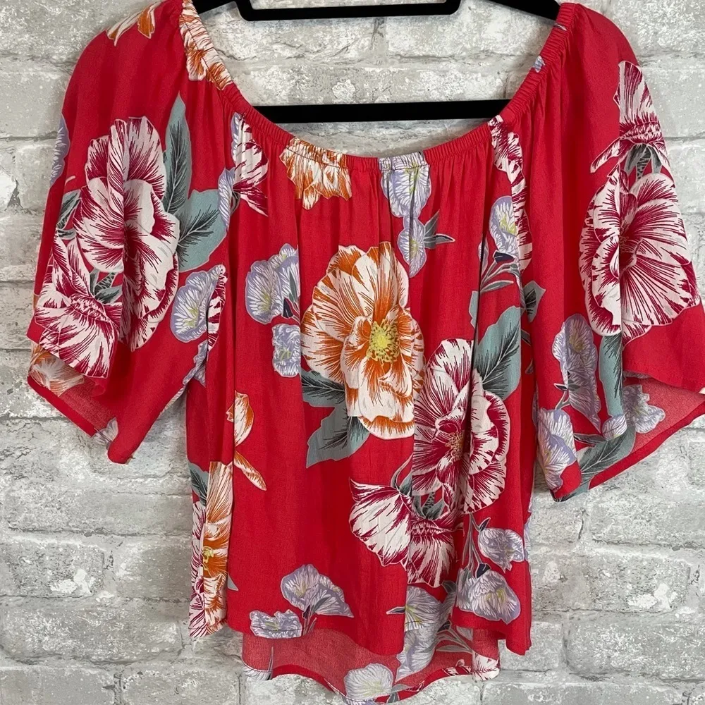 Cupcakes and Cashmere Crowley Off Shoulder Top - Image 5