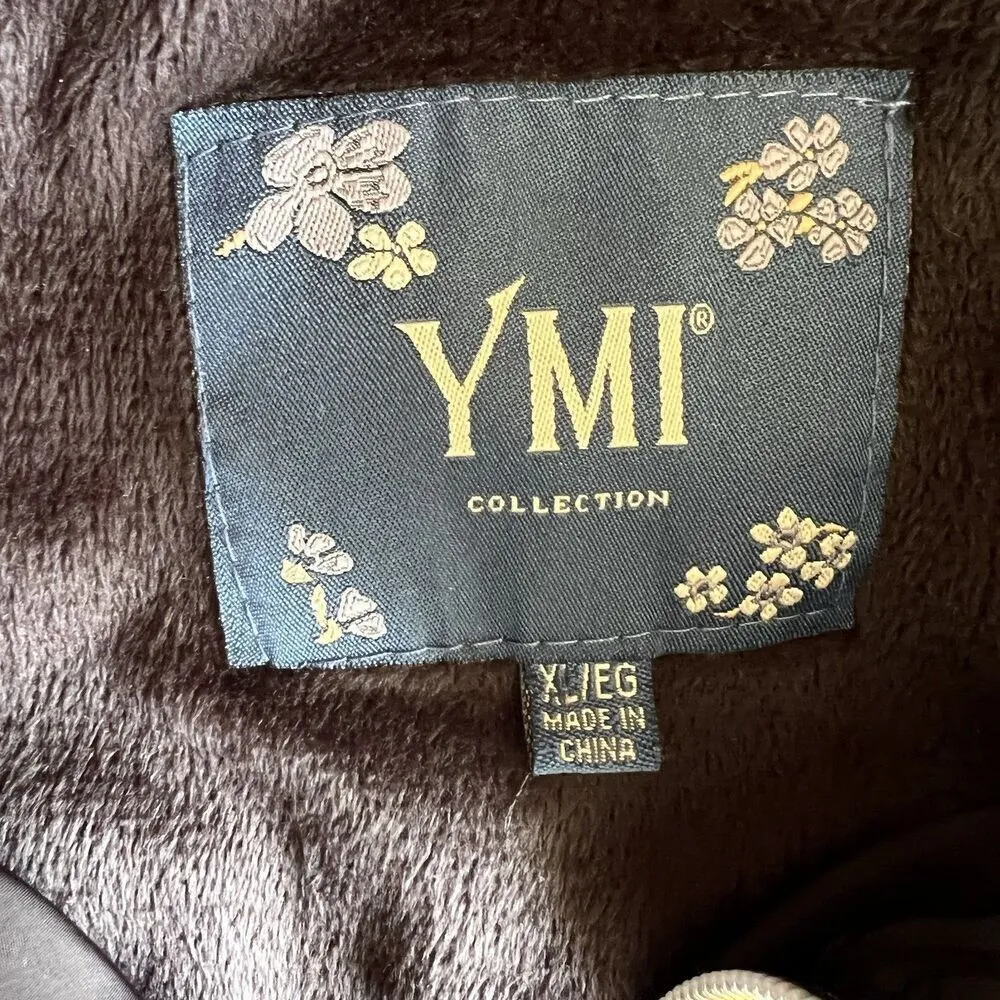 YMI Women’s Black Puffer Vest Jacke  Gold zipper sleeveless pockets Accents  XL. - Image 2