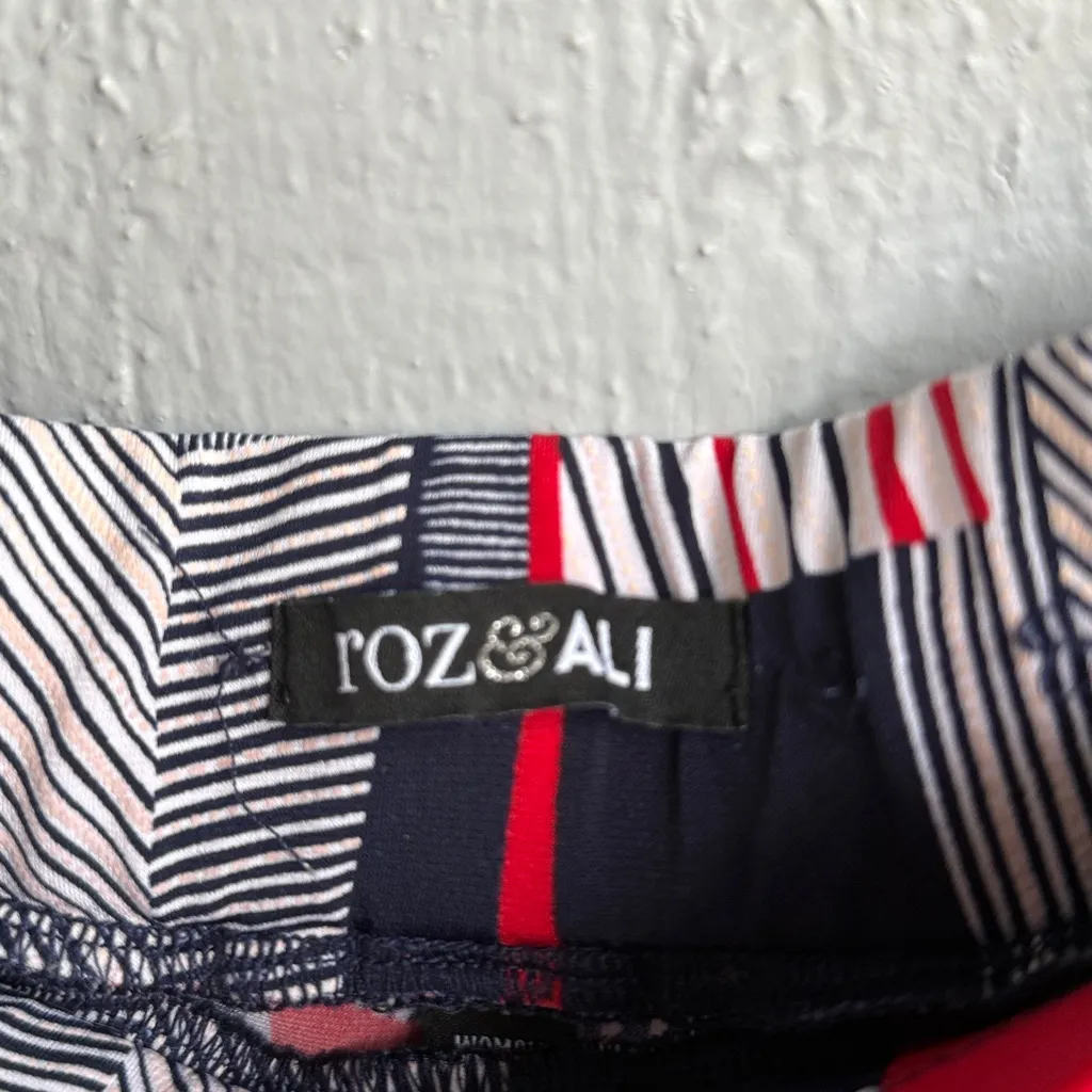 Roz & Ali Women’s 2X colorful geometric print palazzo Pants - Image 3