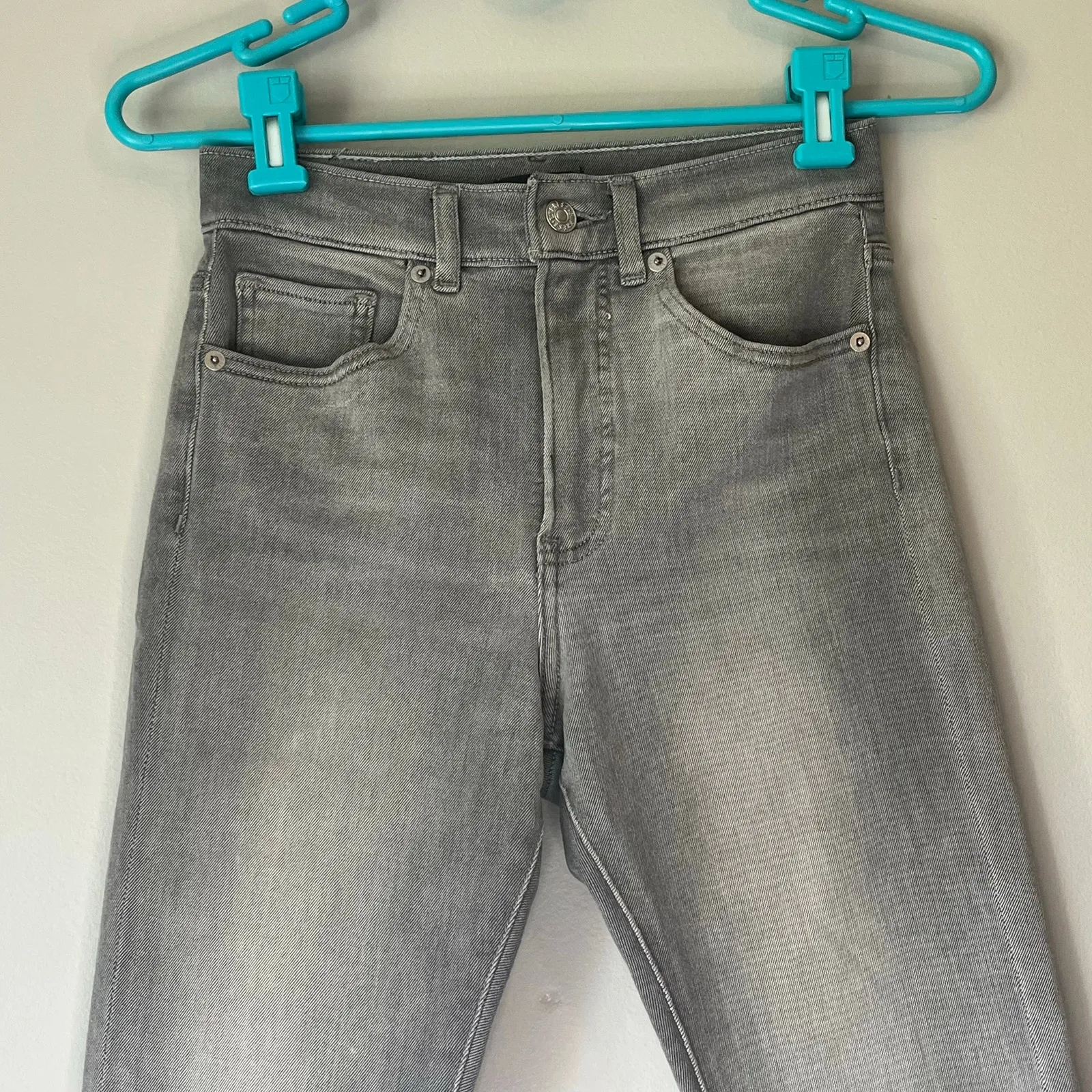 Express Gray High Rise 4 Way Hyper Stretch Cropped Flare Jean Size 0 Regular - Image 6