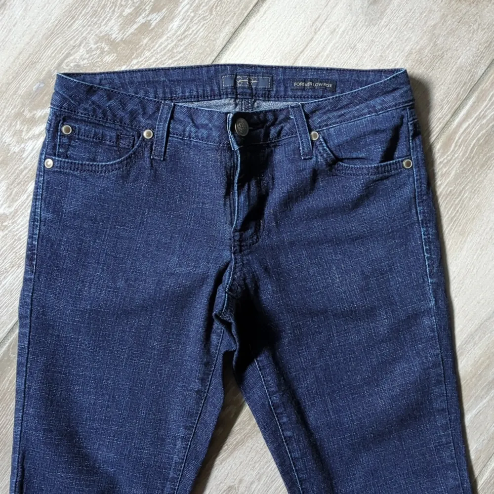 Jessica Simpson Forever Low-rise Darkwash Cropped Jeans - Image 6