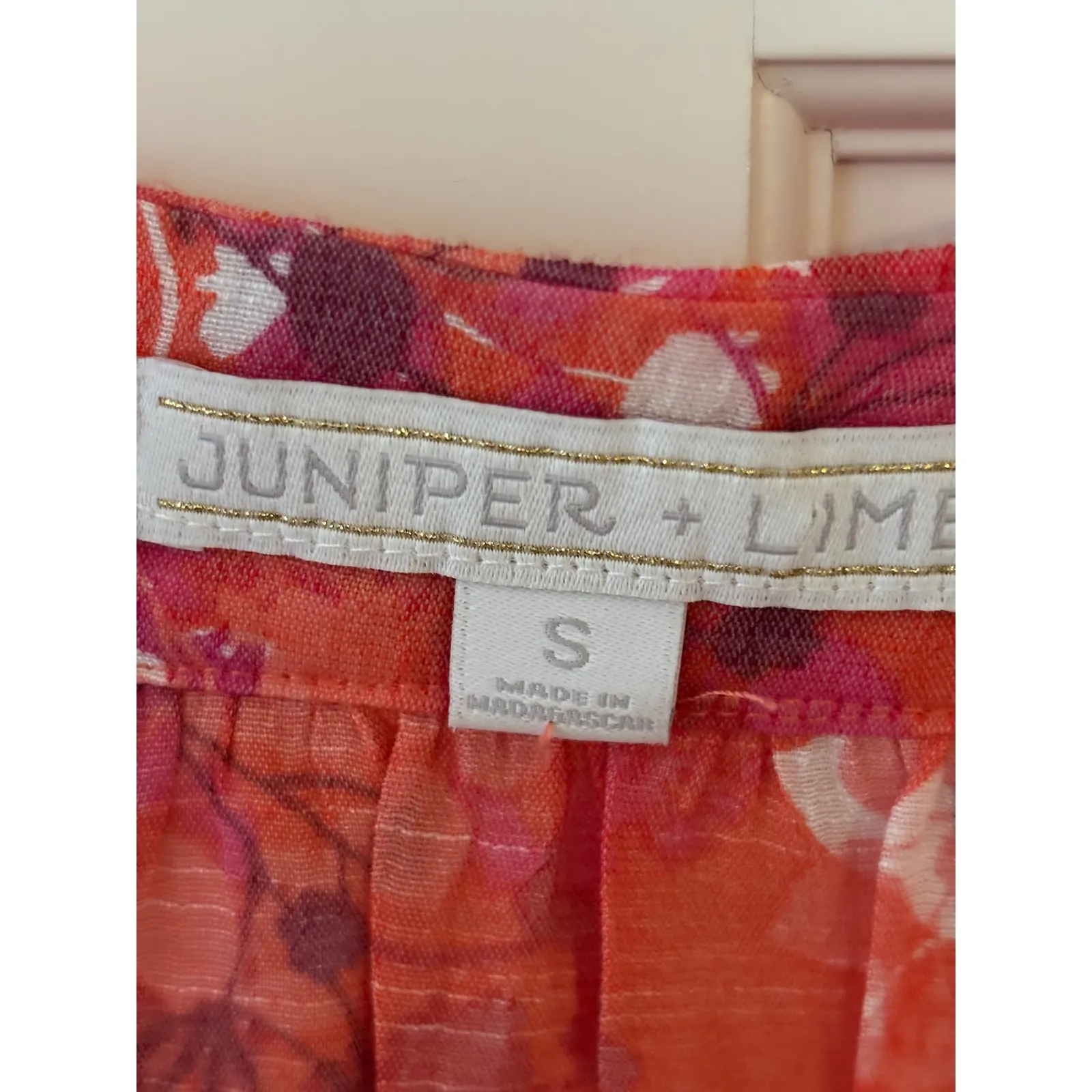 Juniper + Lime Womens‎ Floral Print V Neck 3/4 Sleeve Sheer Blouse Top Size S Orange - Image 3