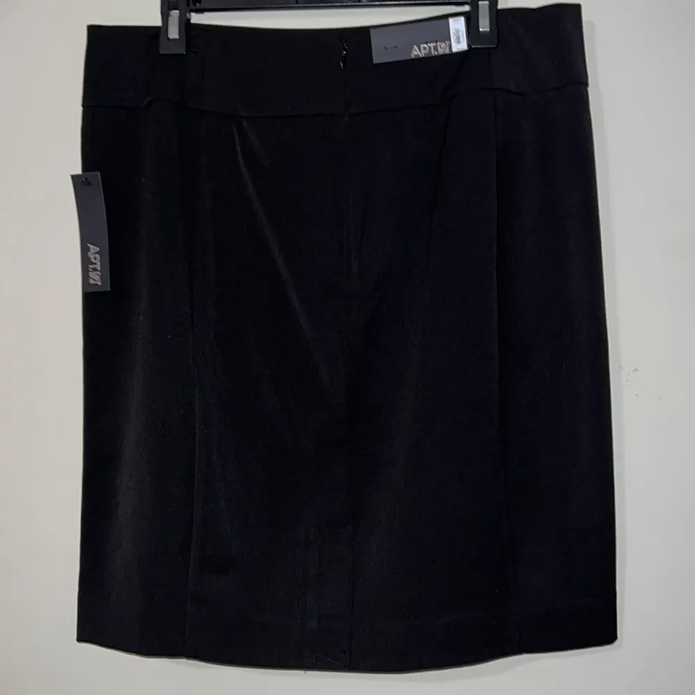 Apt. 9 women’s size 16 solid black pencil skirt unlined back zipper workwear NWT - Image 3