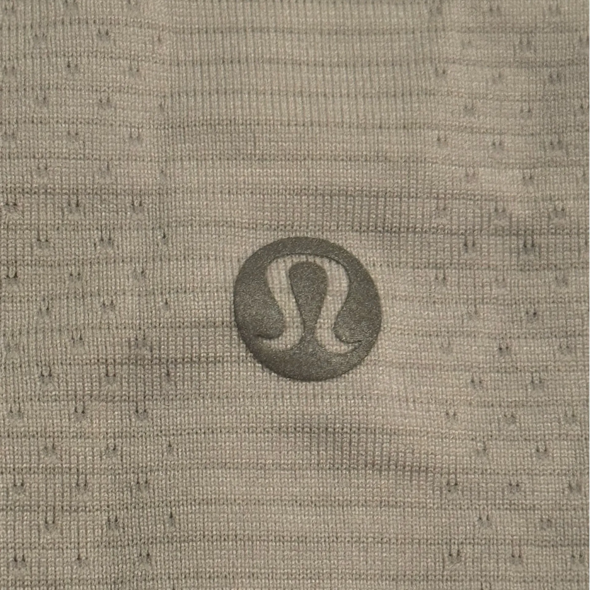 Lululemon Swiftly Tech Long-Sleeve Shirt 2.0 Waist Length in White - Image 4