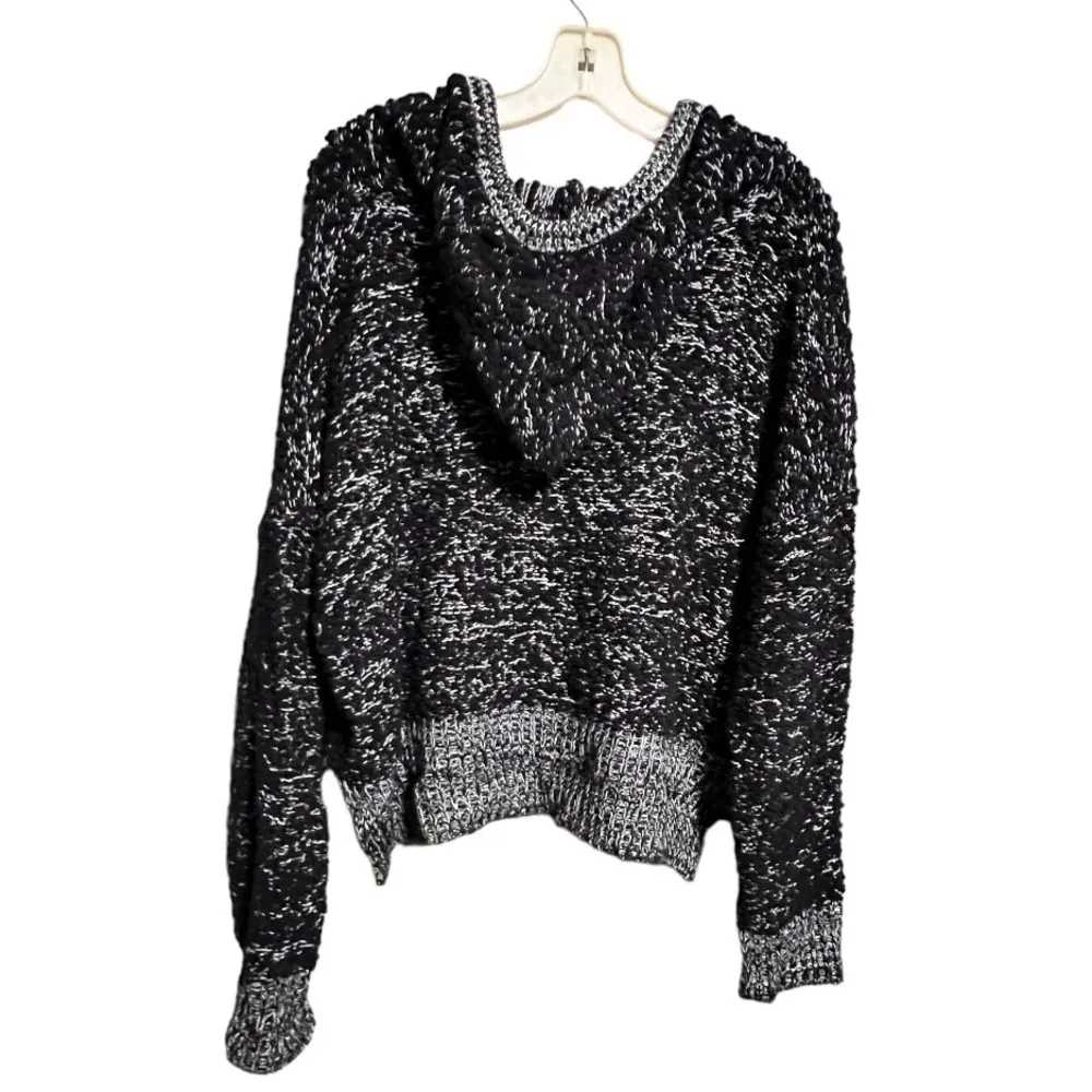 POL Hoody Sweater‎ - Image 4