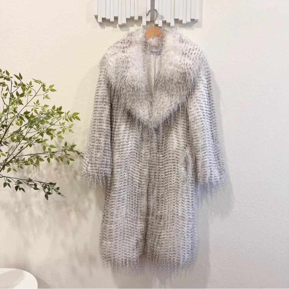 Elliatt Tansy Coat in Grey NWT Size Small - Image 6