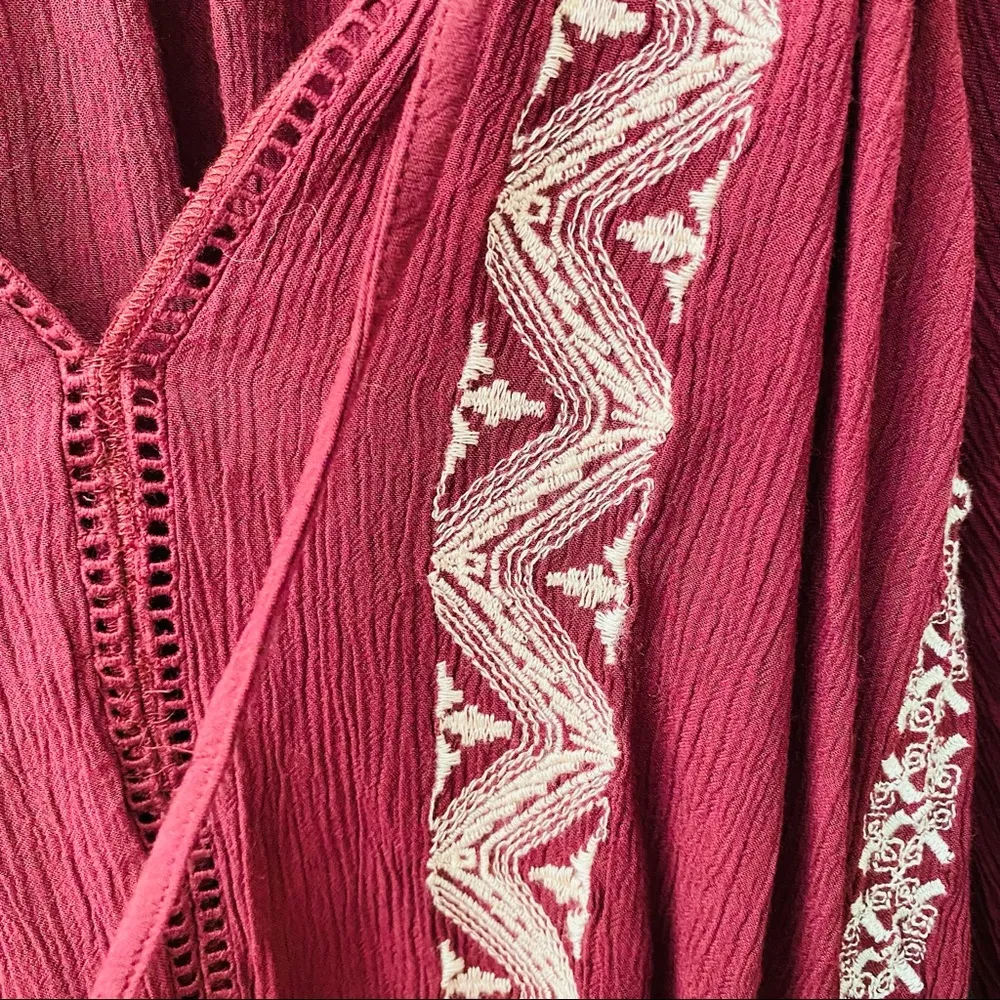 American Eagle Long Sleeve Embroidered Blouse Maroon Sz Small - Image 6
