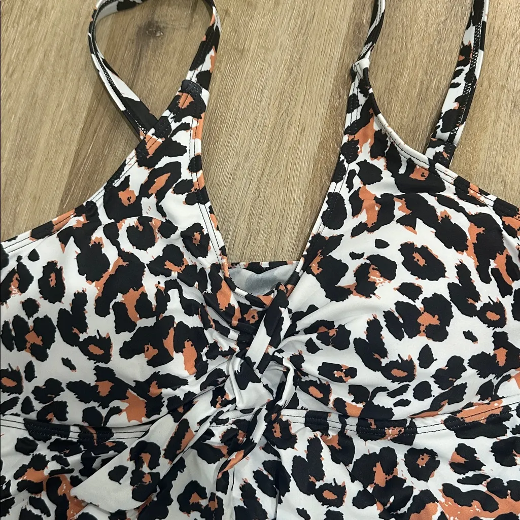 Leopard Print Tankini Top and Black Shorts size large White - Image 2