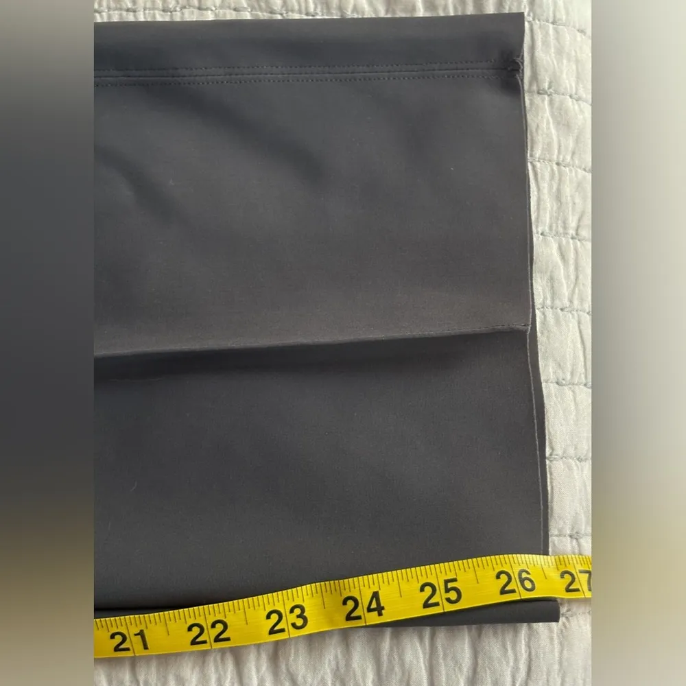 Athleta‎ Dark Grey Cosmic Kick Flare Trousers Size Medium EUC - Image 6