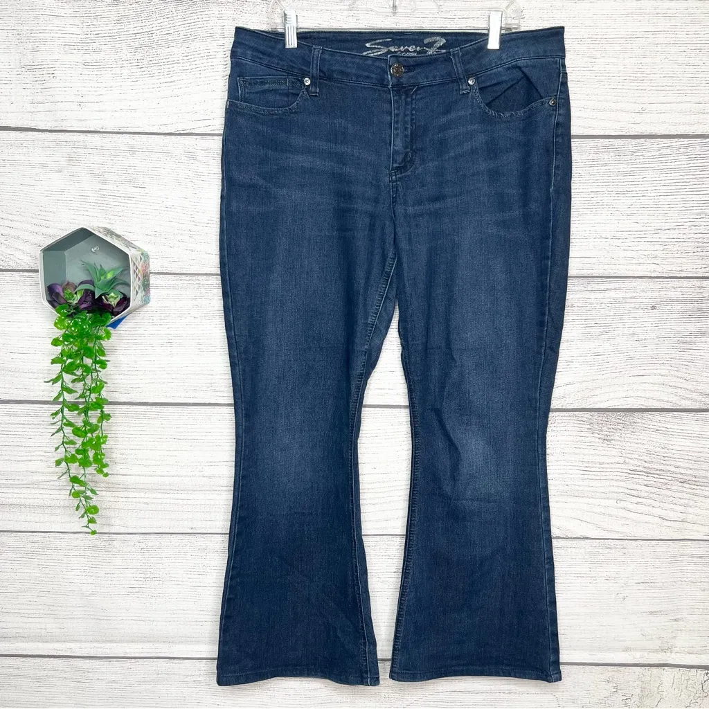 Seven7 Classic Medium Wash Flare Jeans Size 14 - Image 12
