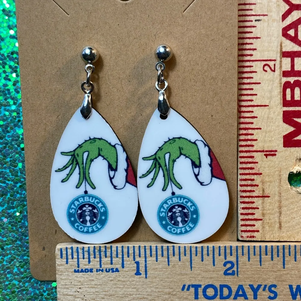 Grinch Starbucks Dangle Pierced Earrings - Image 2
