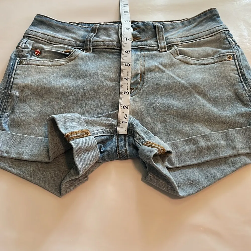 Hudson Jeans Ruby Short Mid Rise Size 26 - Image 6