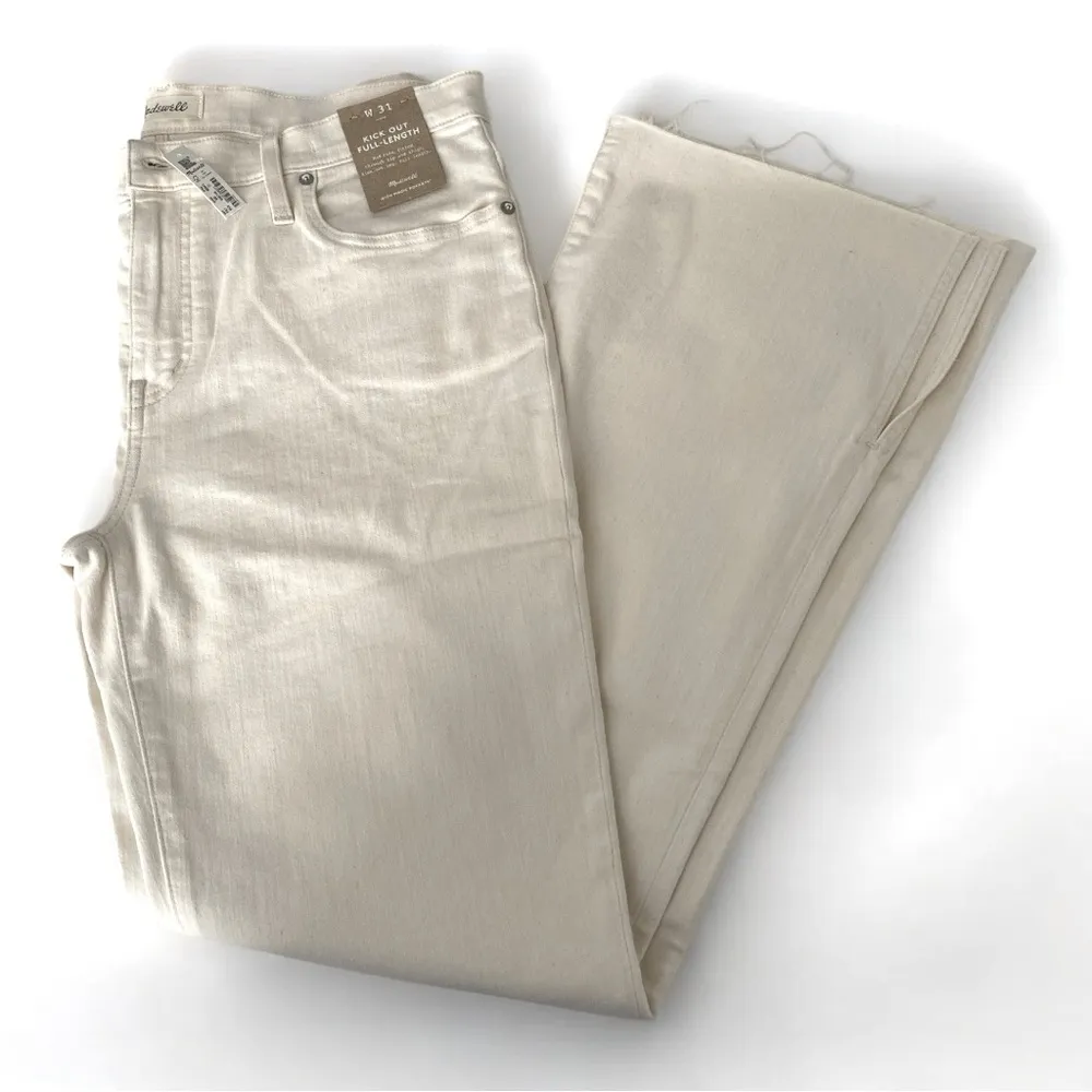 Madewell Kick Out Flare Jeans Size 31 NWT Ecru beige Raw Hem Full Length - Image 4