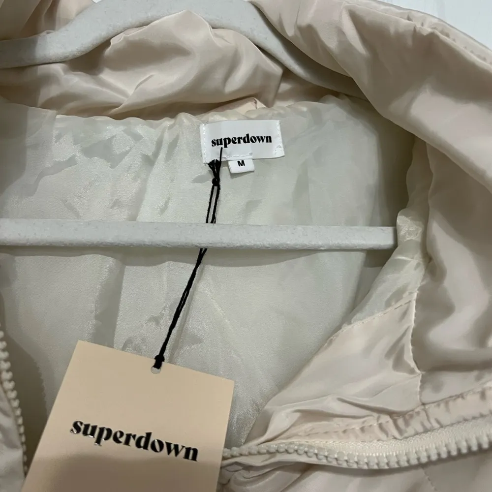 superdown Rania Cropped Jacket in Bone - Image 11