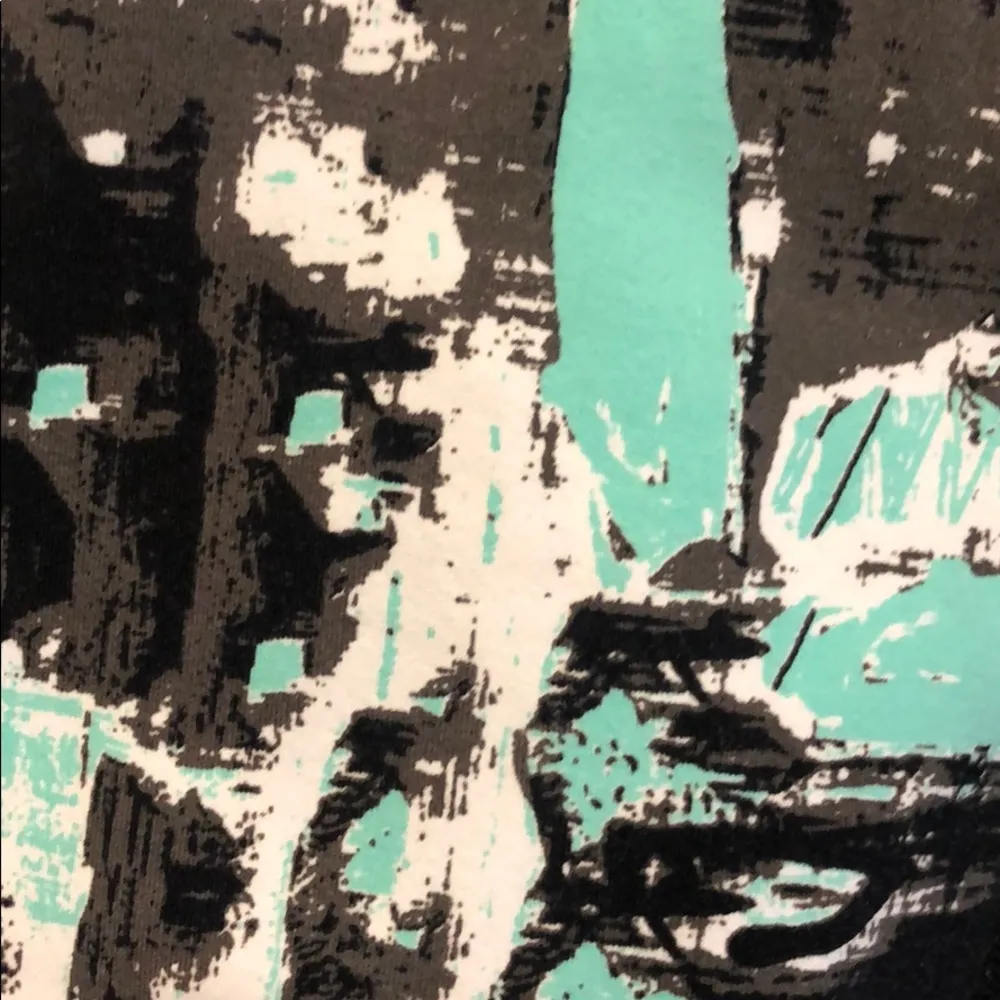 ALO brush print capris - Image 3