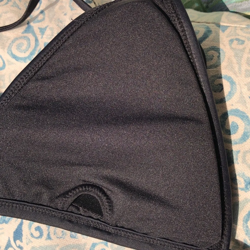 Forever 21 Black Triangle bikini top L - Image 5