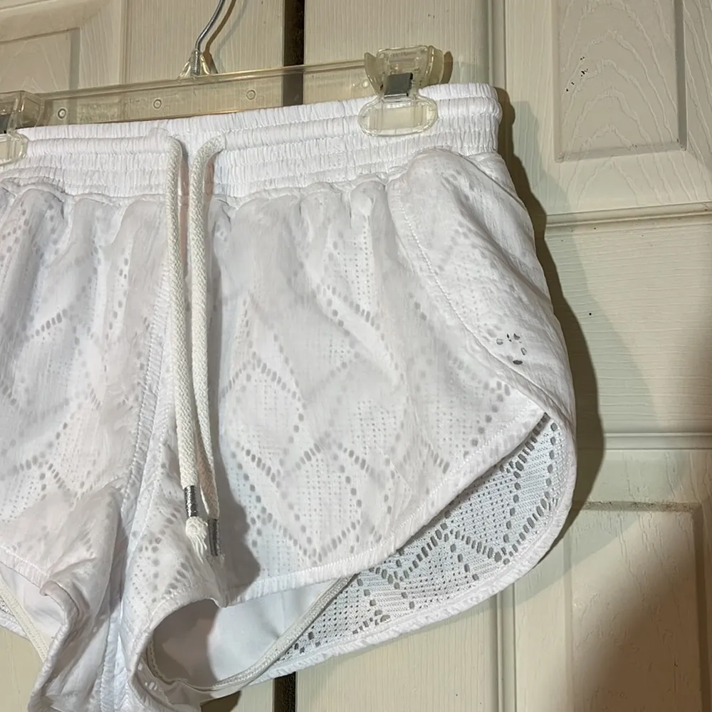 Free People FP Movement White Athletic Shorts Drawstring Waistband Small Y2K? - Image 4