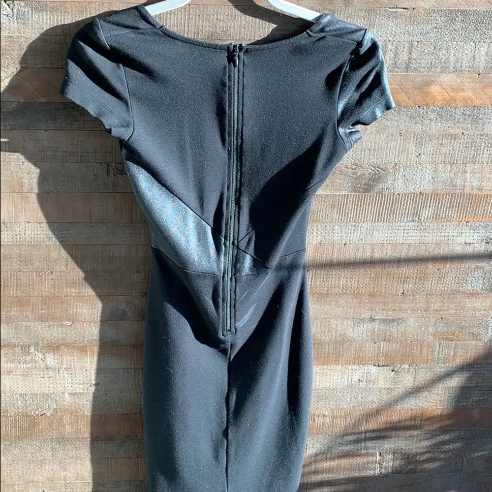 form fitting cocktail dress - Image 4