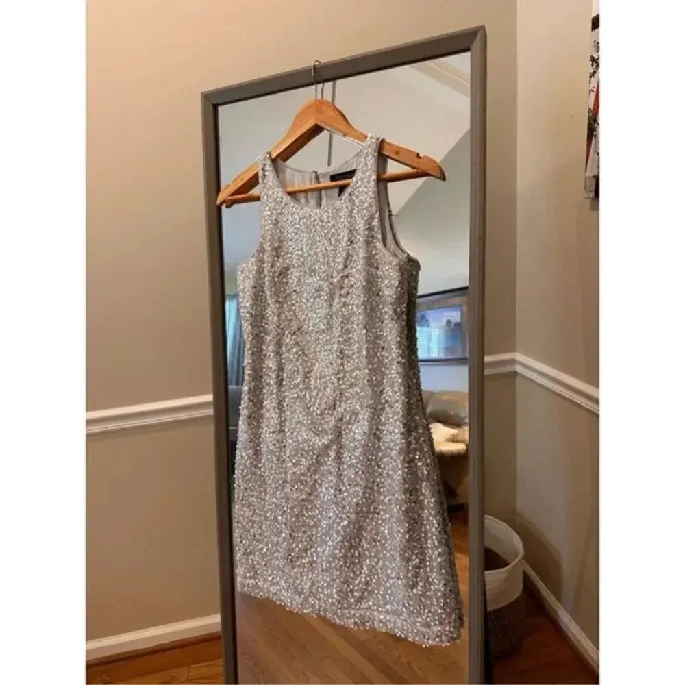 White House‎ Black Market Silver Sequins Dress Size 2 - Image 2