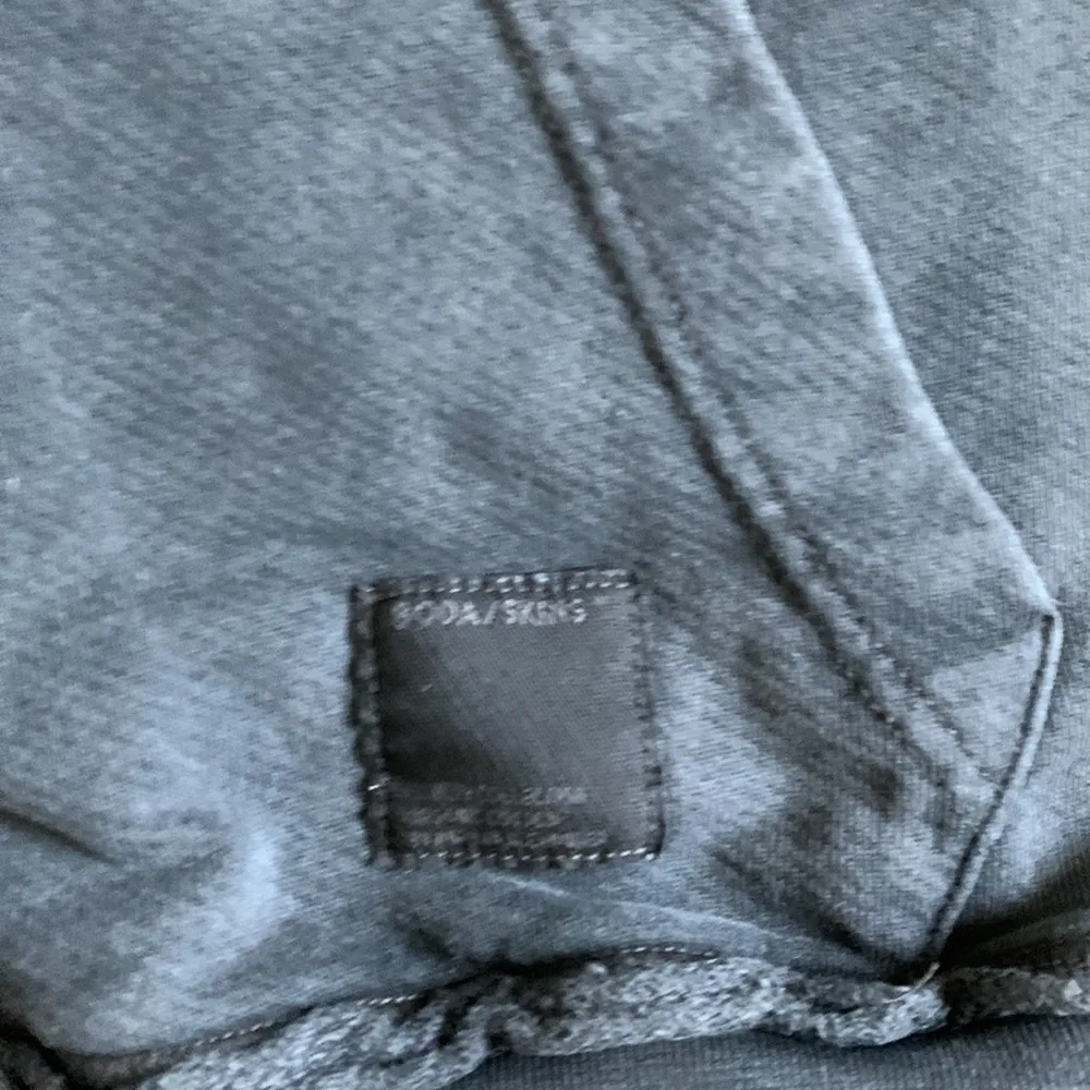 Bids/skins black hoodie Size M - Image 4